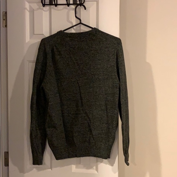 Express marble grey v neck - Picture 2 of 3